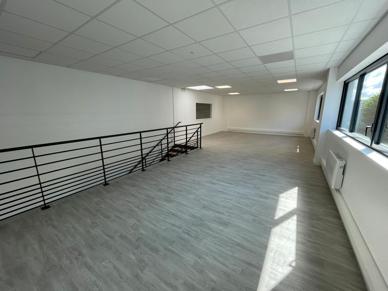 Local d'activité Bussy-Saint-Georges 458m² Location local d'activité Bussy-Saint-Georges Seine-et-Marne OLACT2200670 9